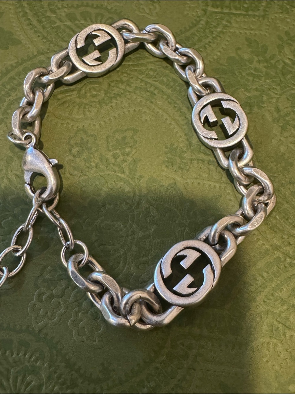 Gucci Silver Tone Interlocking G Link Bracelet - Picture 3 of 11